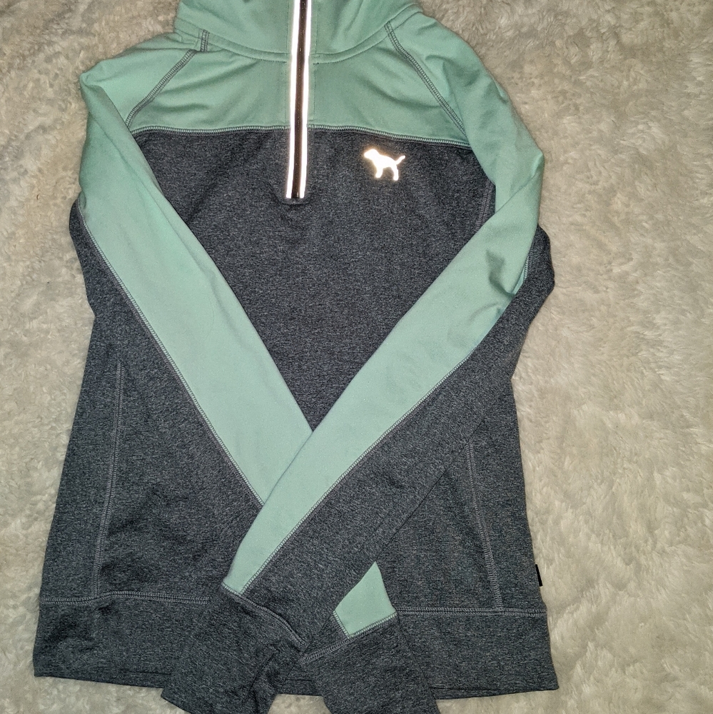 VS Pink Pullover